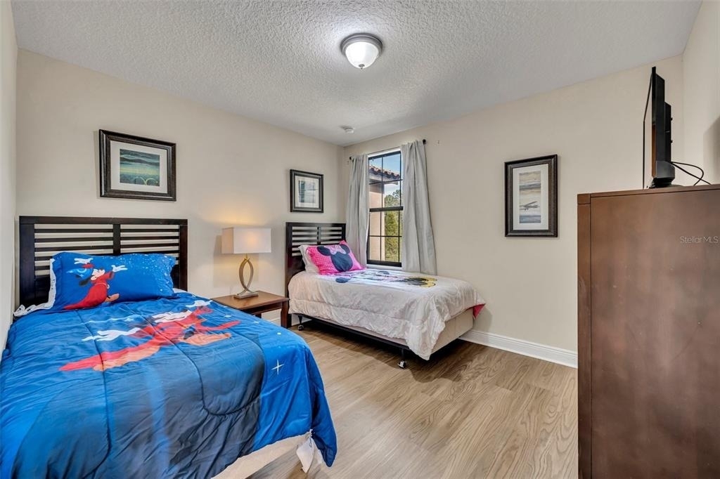 8177 Roseville Boulevard - Photo 18