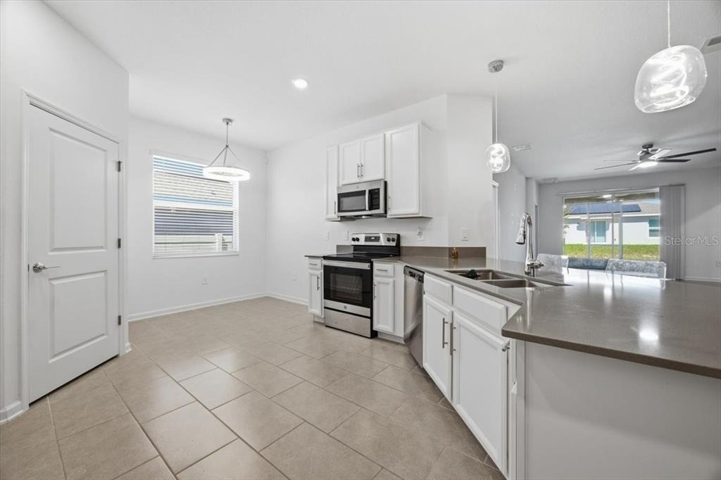 717 Citrus Reserve Boulevard - Photo 7