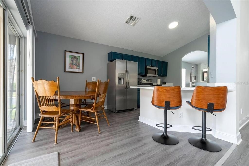 254 Cordova Avenue - Photo 9
