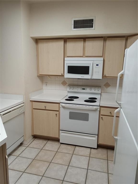 829 Camargo Way - Photo 3