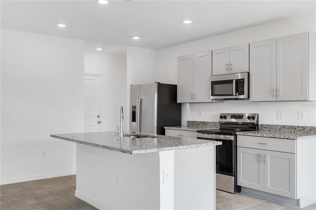 5682 Nispero Way - Photo 5