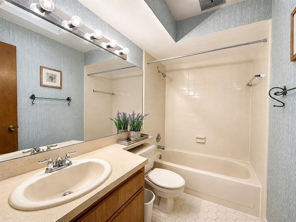 1455 King Court - Photo 14