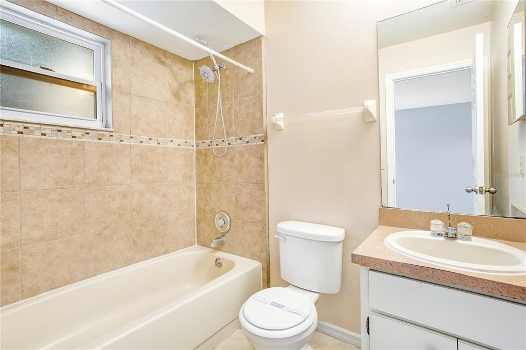 2610 Adela Avenue - Photo 9
