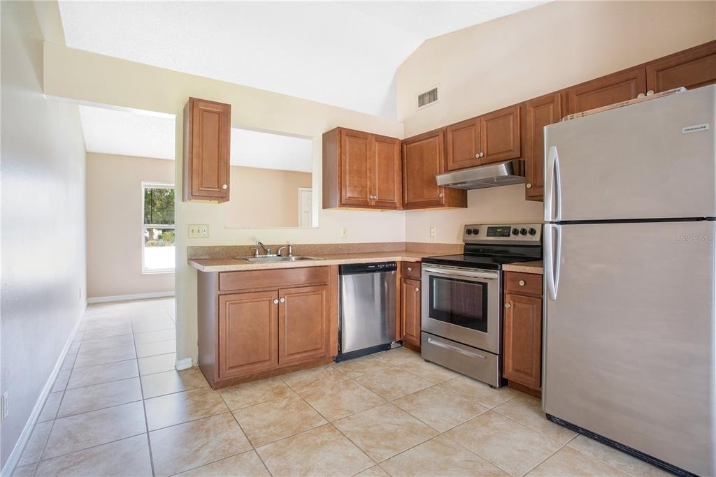 2610 Adela Avenue - Photo 6