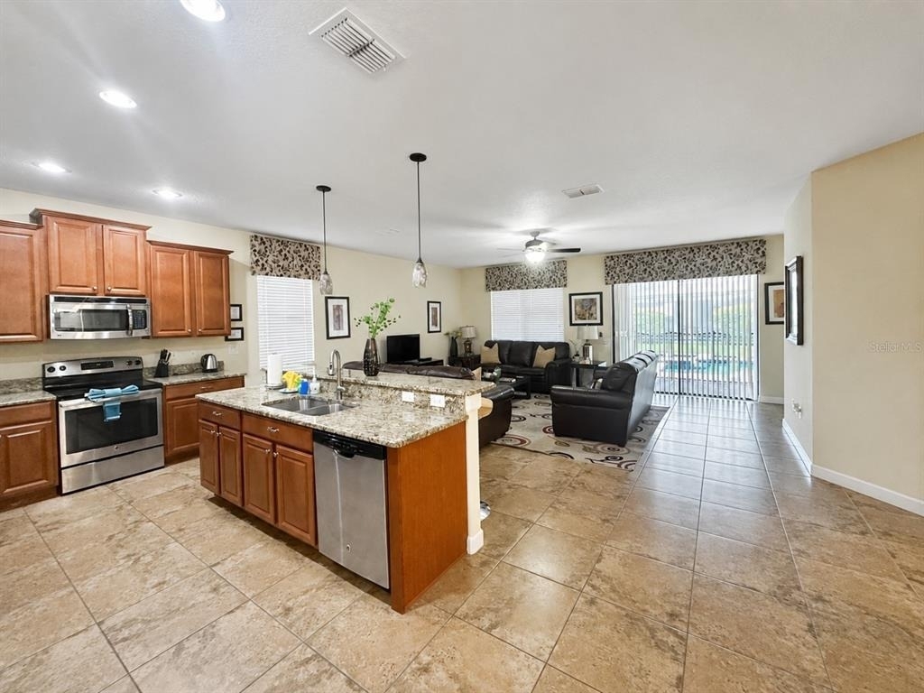 9030 Shadow Mountain Street - Photo 4