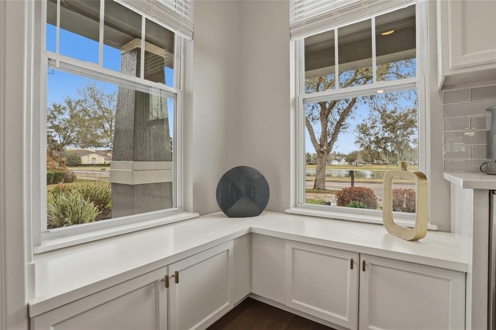 13013 Overstreet Road - Photo 5