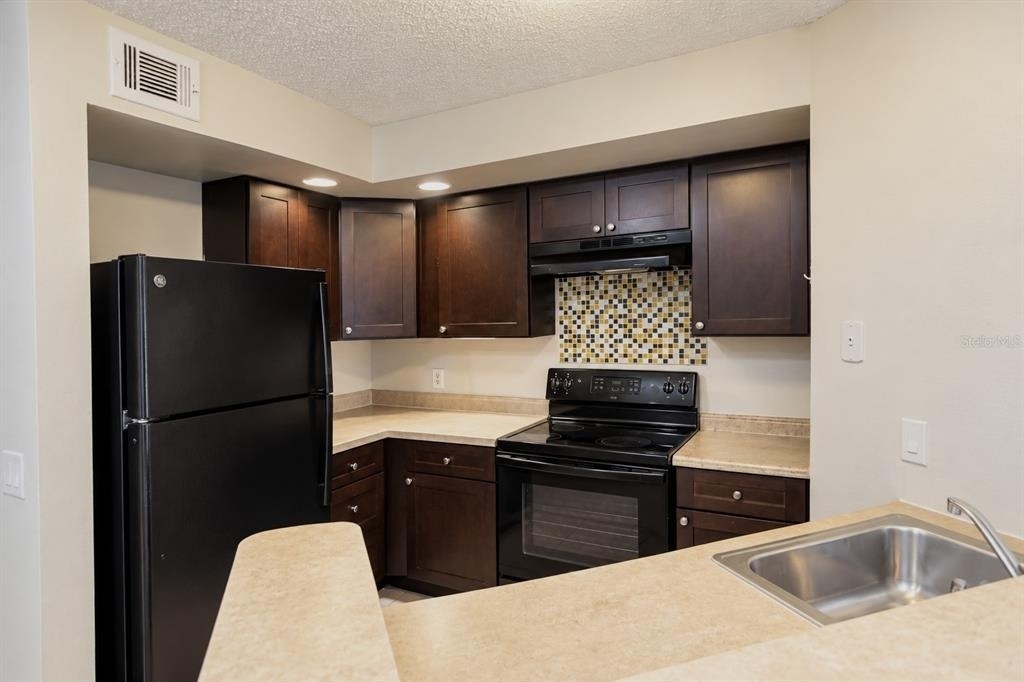 4518 Commander Drive - Photo 2