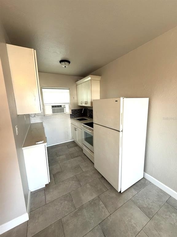1896 Ocean Shore Boulevard - Photo 3