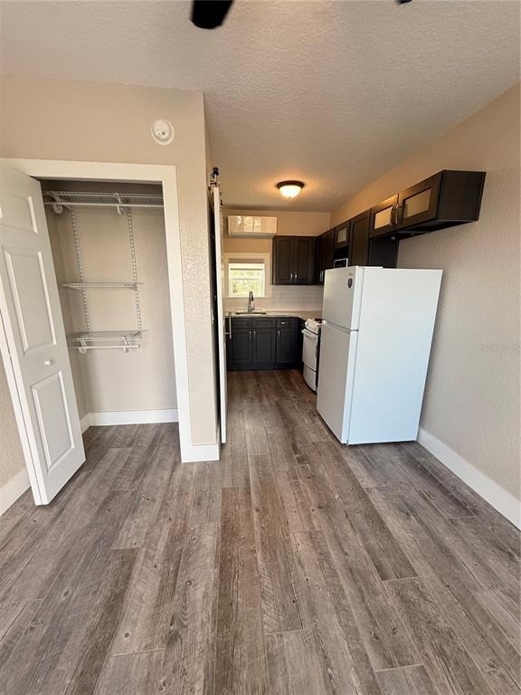 1896 Oceanshore Boulevard - Photo 3
