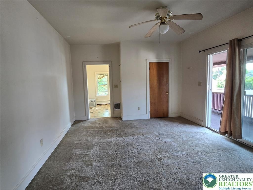 632 Linden Street - Photo 2