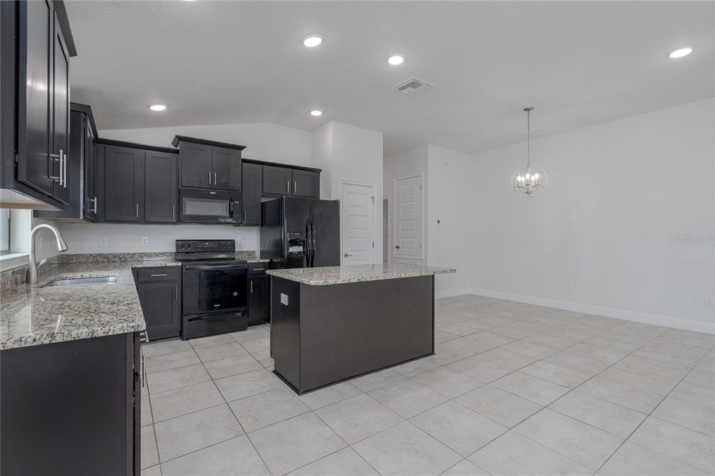 9123 46th Court E - Photo 3