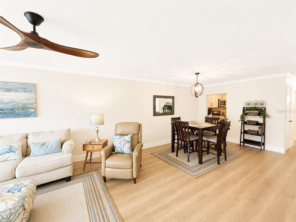 9718 Hernando Court - Photo 4