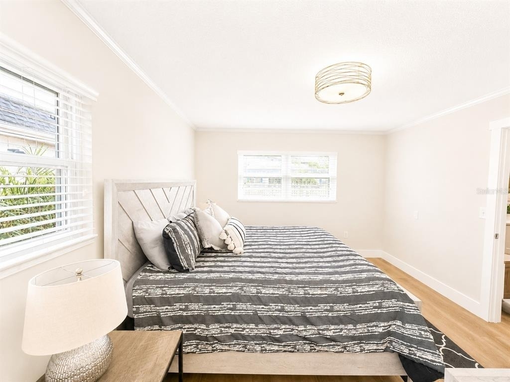 9718 Hernando Court - Photo 6
