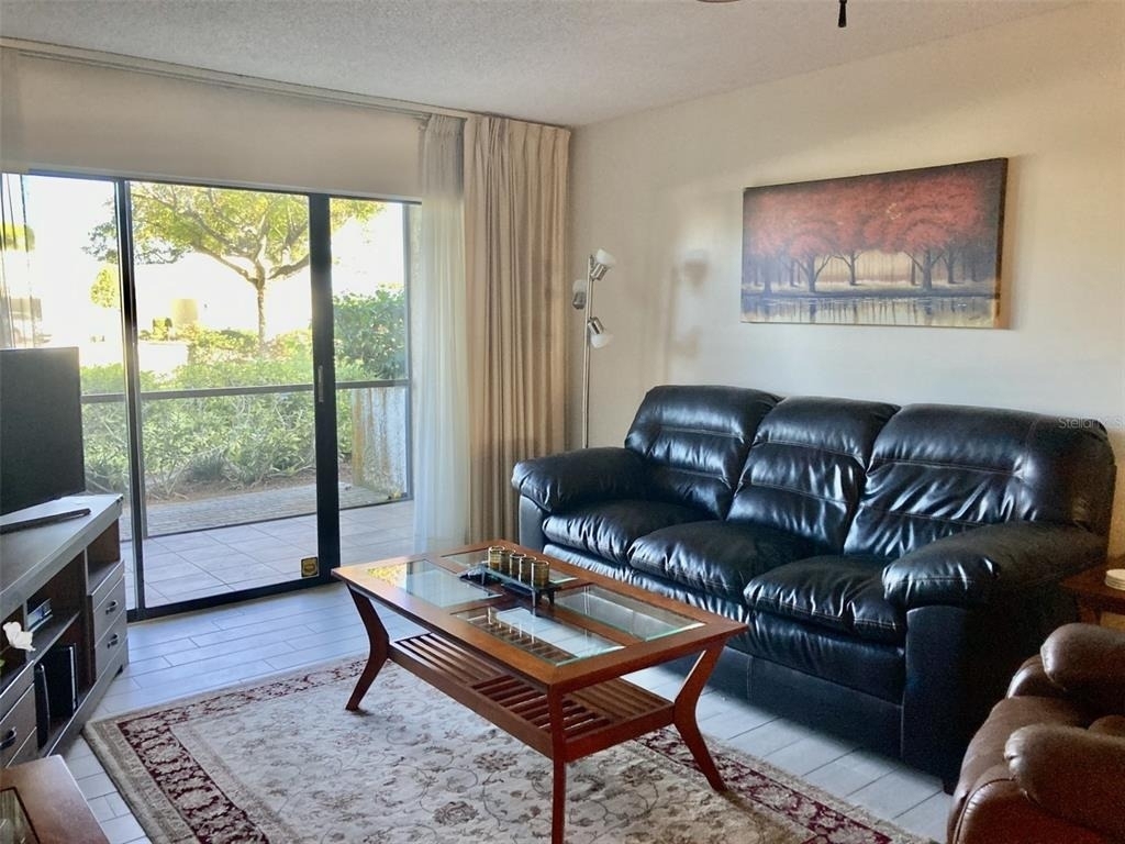6114 43rd Street W - Photo 3