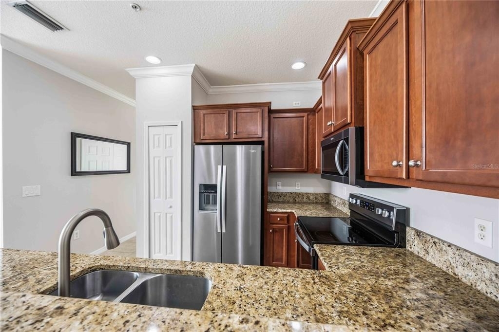 7927 Limestone Lane - Photo 10