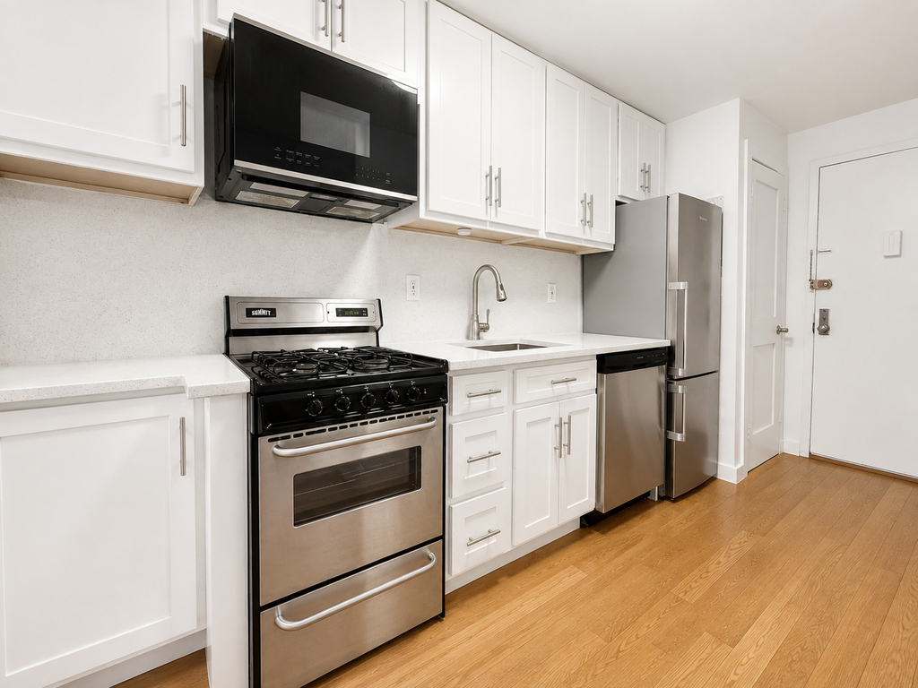 350 Greene Ave - Photo 1