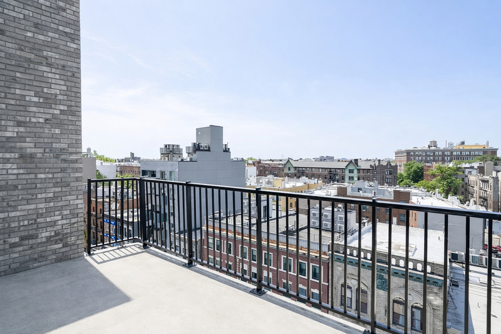 815 Flatbush Avenue - Photo 8