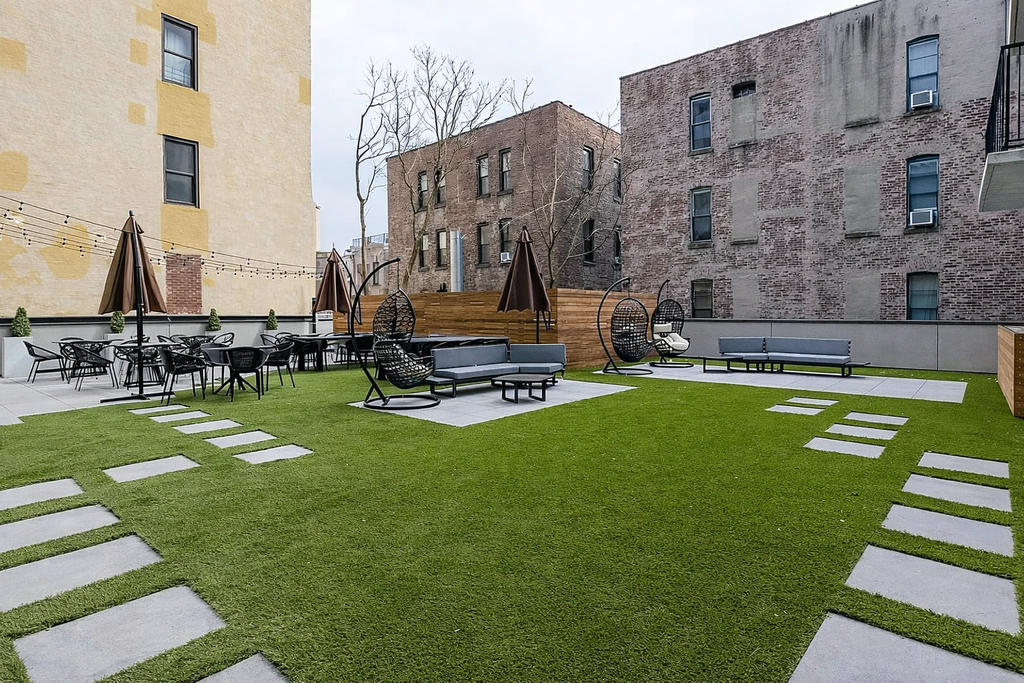 815 Flatbush Avenue - Photo 11