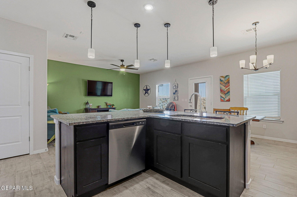 1072 Summer Rain Street - Photo 9