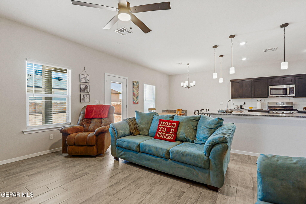 1072 Summer Rain Street - Photo 17