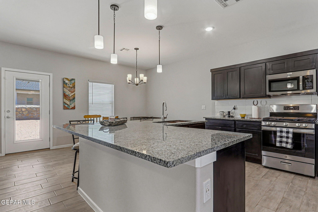 1072 Summer Rain Street - Photo 12