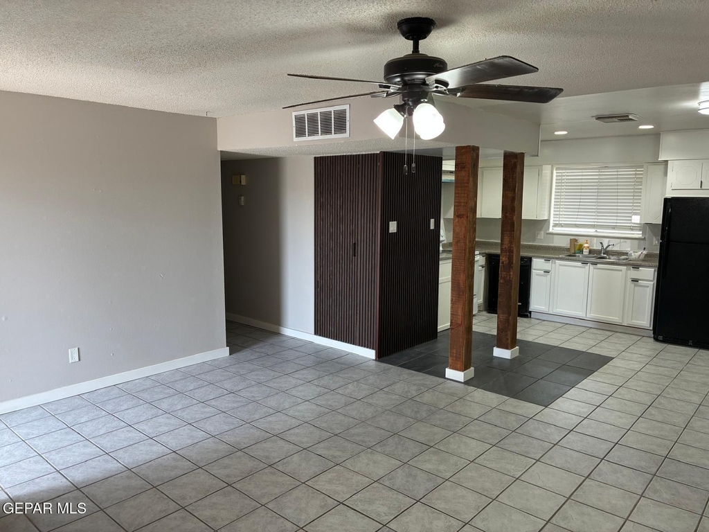6509 Escondido Drive - Photo 4