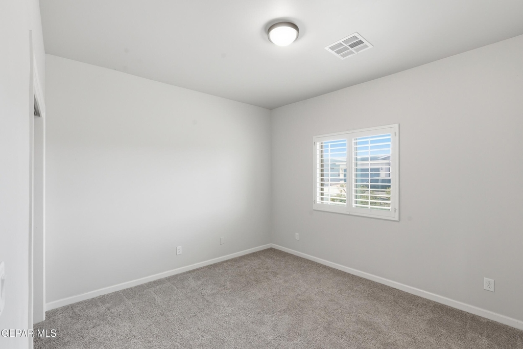 927 Brass Hill Avenue - Photo 12
