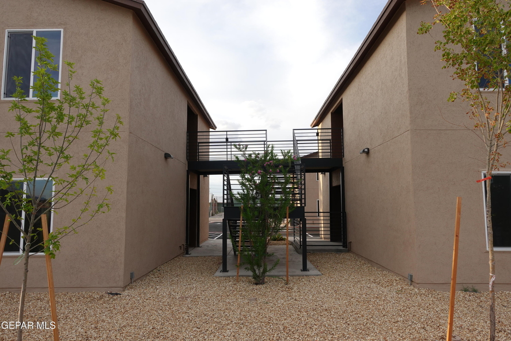 6002 1/2 Pam Mccall Drive - Photo 3