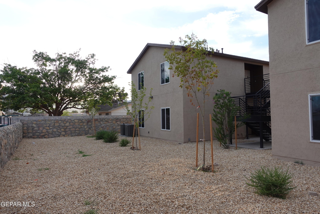 6002 1/2 Pam Mccall Drive - Photo 13