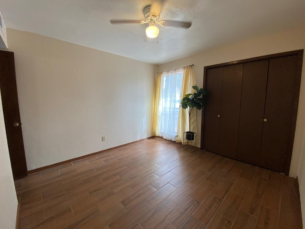 215 Mulberry Avenue - Photo 24