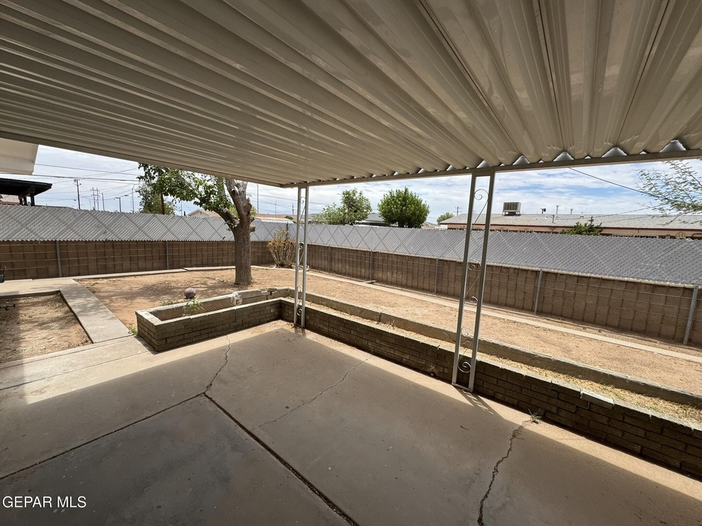 5704 Miami Court - Photo 4