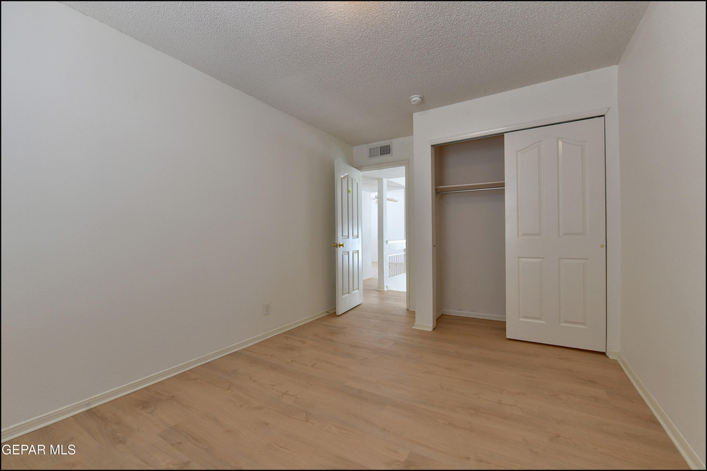 253 Summerbrooke Court - Photo 39