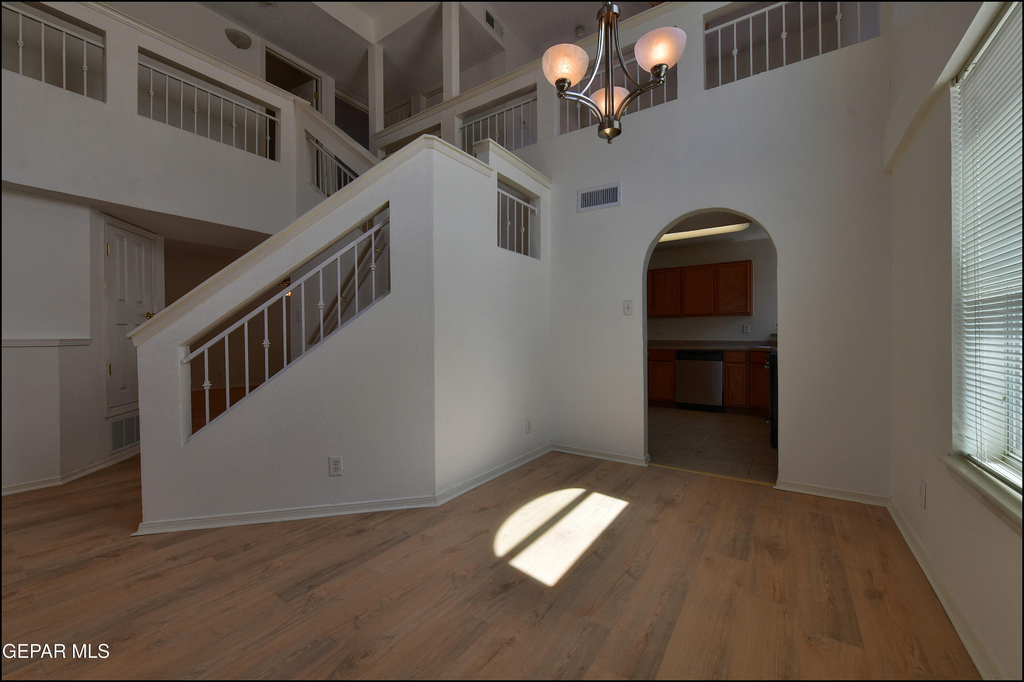 253 Summerbrooke Court - Photo 10