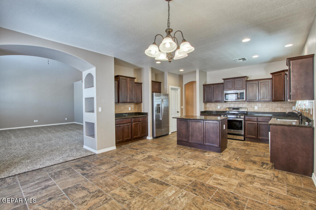 221 S Stoneside Drive - Photo 7