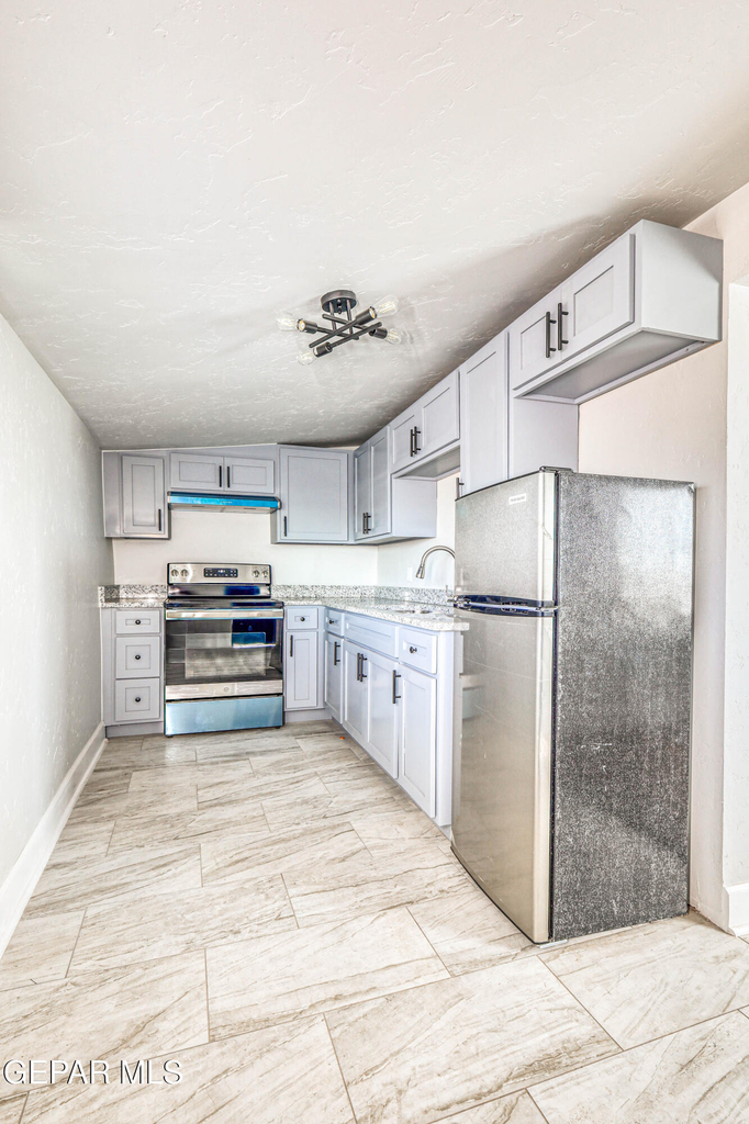 3622 Douglas Avenue - Photo 9