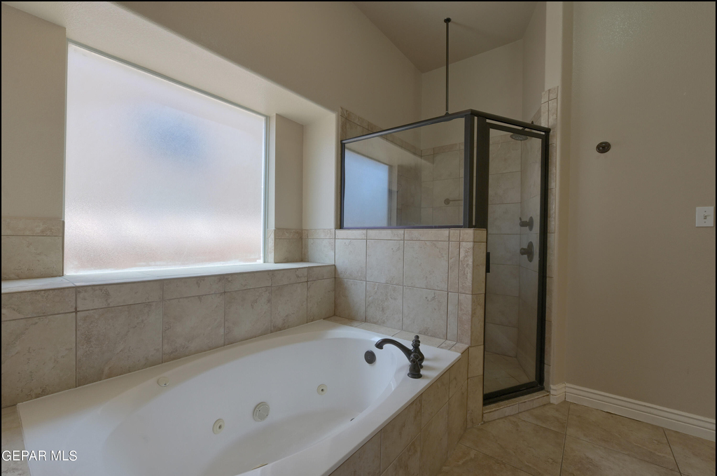 11420 Victor Flores Place - Photo 29