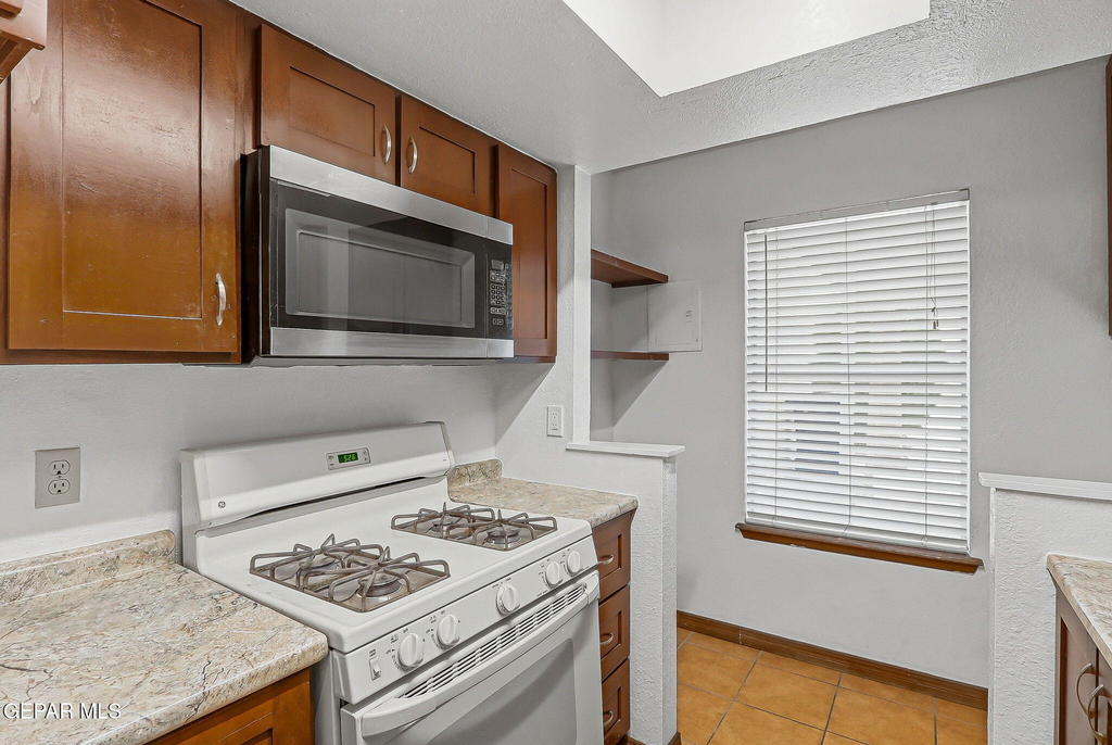 3120 Wayside Street - Photo 28