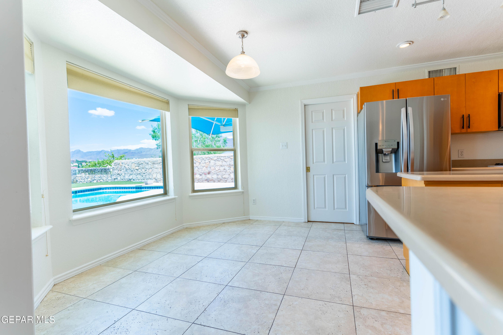 7033 San Marino Drive - Photo 9