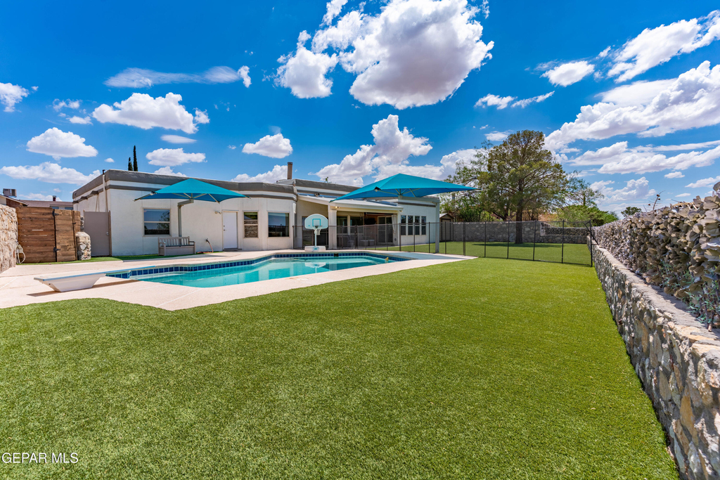 7033 San Marino Drive - Photo 37