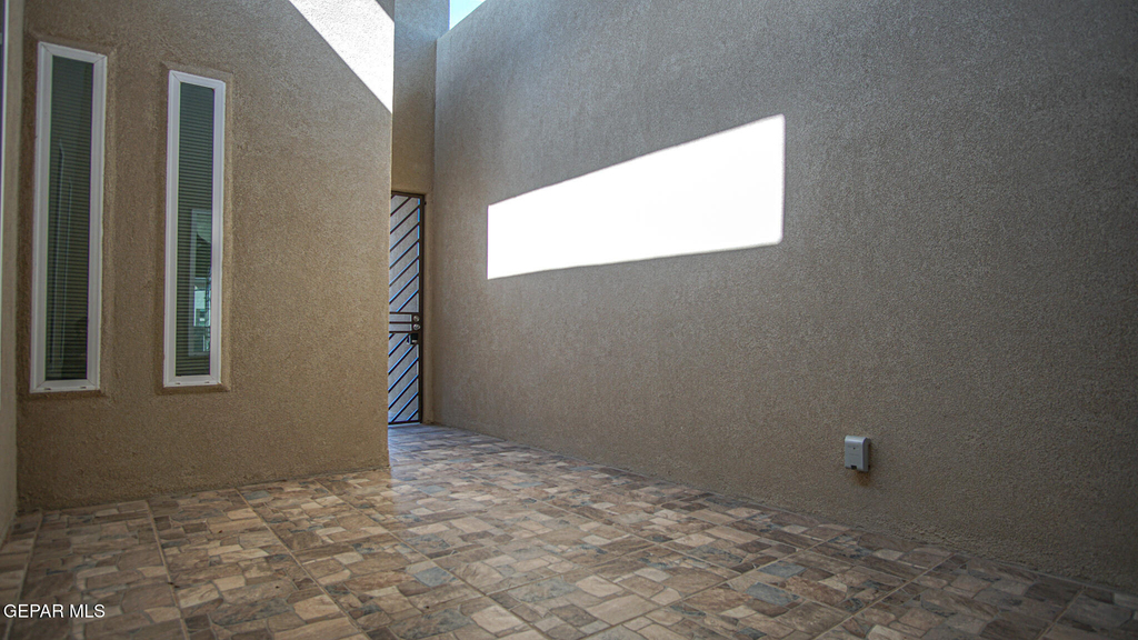 7788 Enchanted Falcon Lane - Photo 4