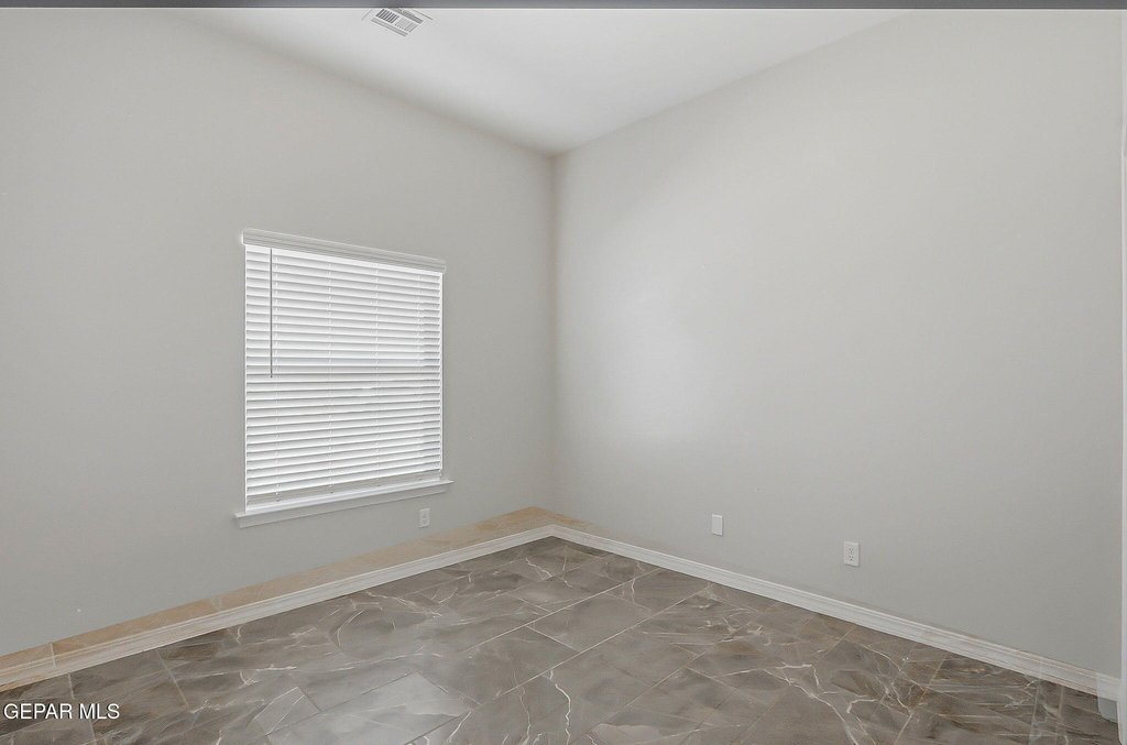 928 Keenland Avenue - Photo 26