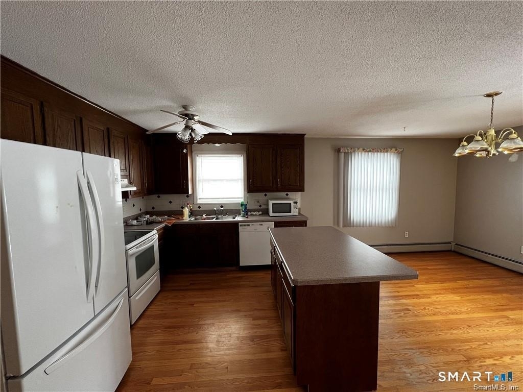 58 Charles Street - Photo 2