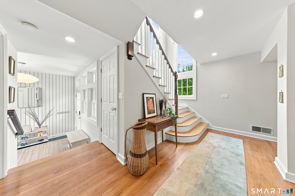 11 Belaire Drive - Photo 6