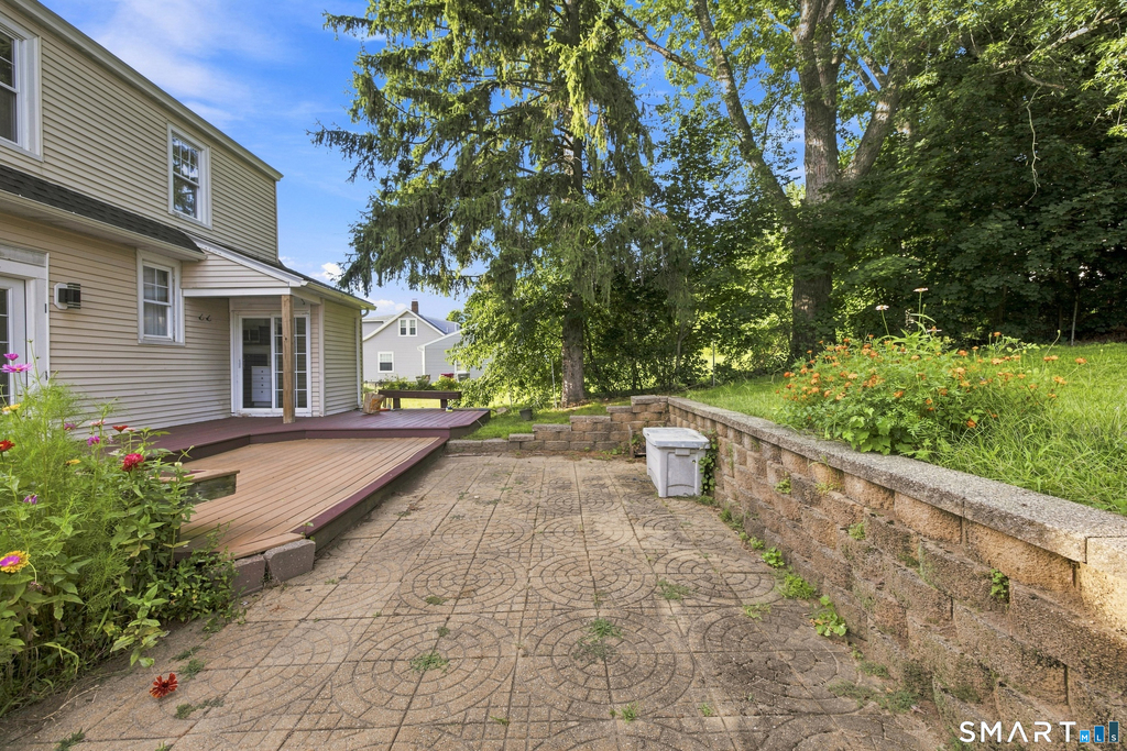 109 Johnson Street - Photo 5