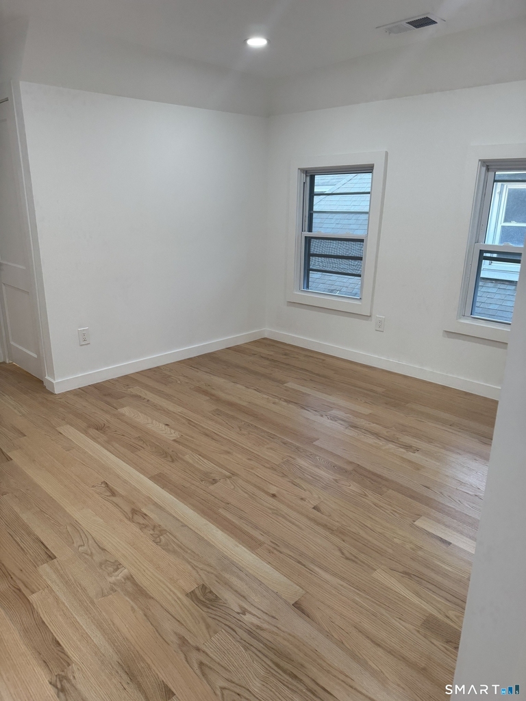263 Hawley Avenue - Photo 17