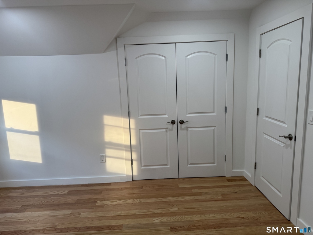 263 Hawley Avenue - Photo 10