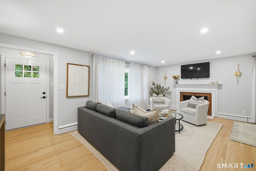 332 Fern Street - Photo 4