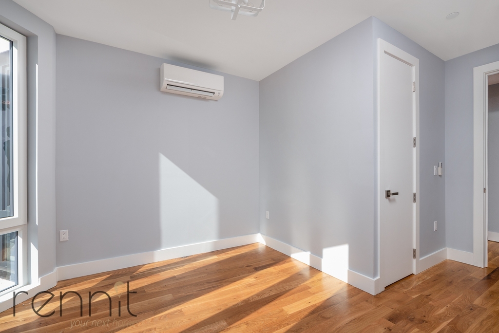 56 Ainslie Street - Photo 5