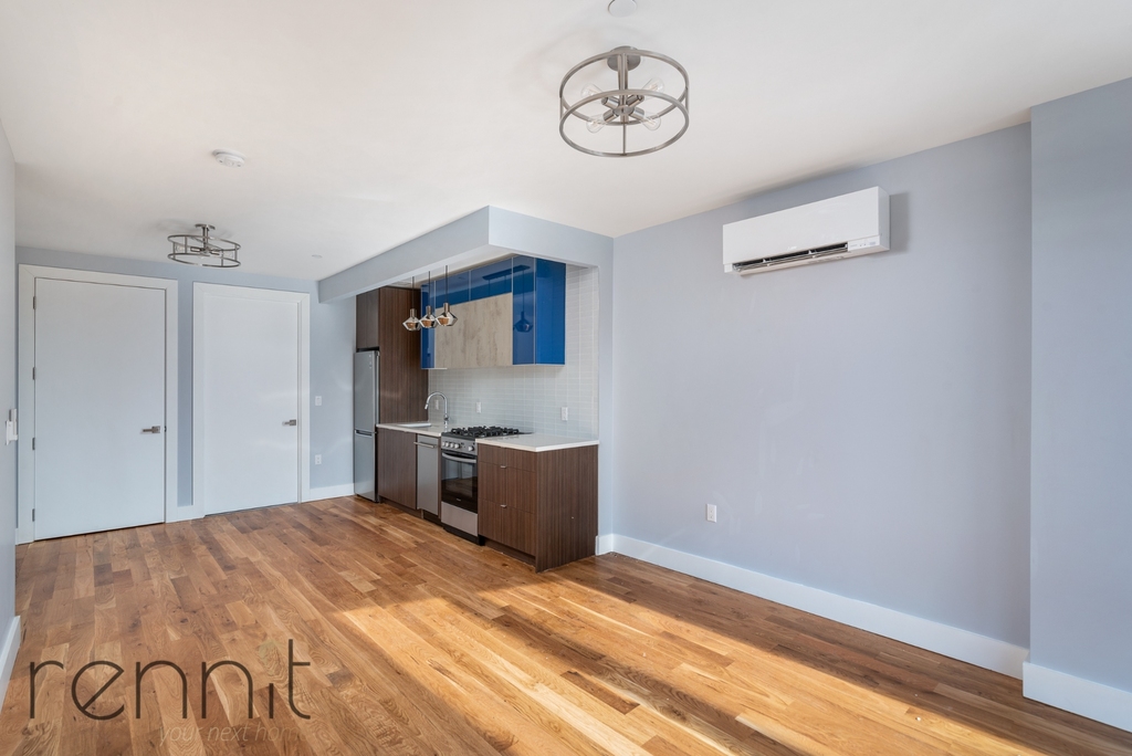 56 Ainslie Street - Photo 1