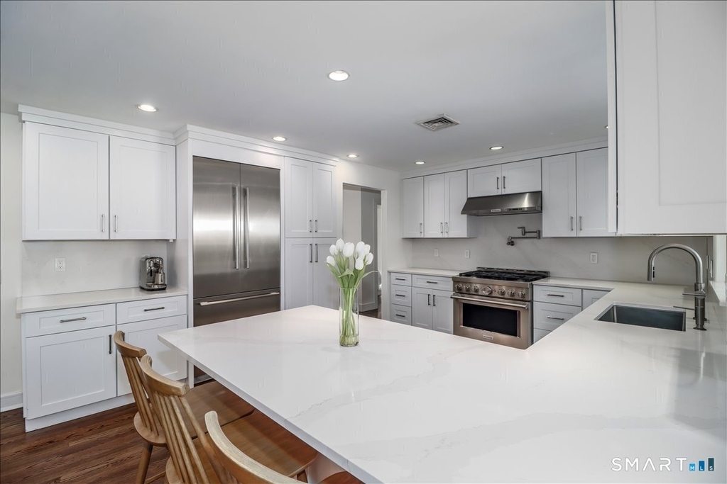 58 Davenport Drive - Photo 6